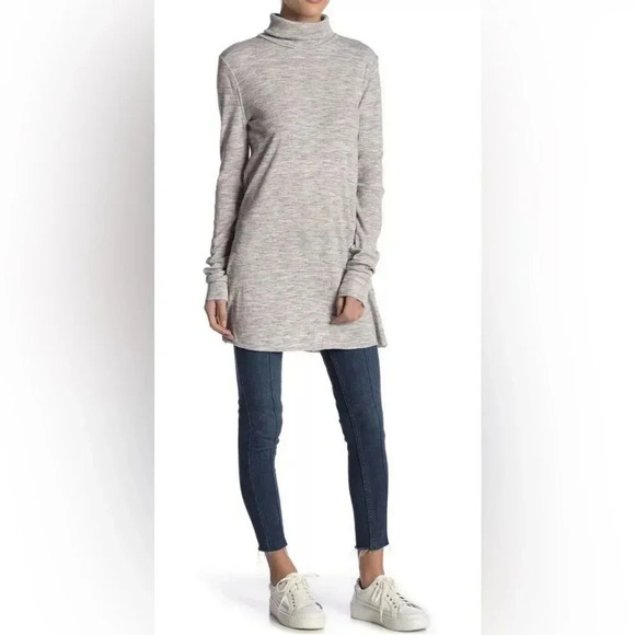 Free People Split Back Turtleneck Top - Picture 2 of 8